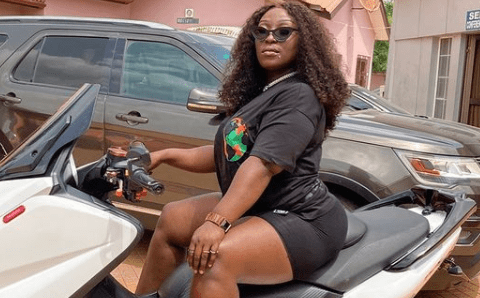 I am not here to compete. I am here to eat – Eno Barony