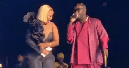 VGMA 22: Okyeame Kwame and ex-girlfriend Nana Ama McBrown give stunning performance on stage