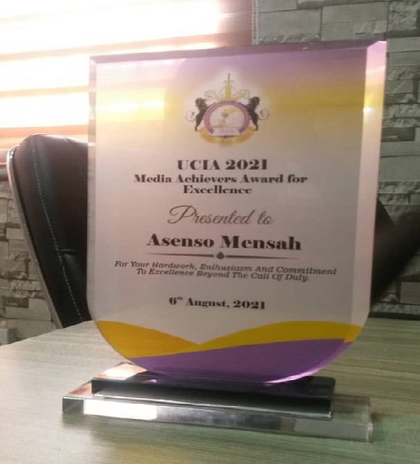 Akoma FM’s Nana Asenso Mensah receives honorary award