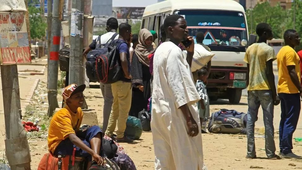 Residents flee Sudan capital as fighting continues | 3News.com
