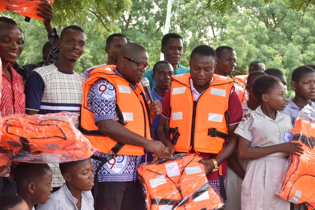 GNAT expresses worry over drowning incidents, donates life jackets to  teachers - 3News.com